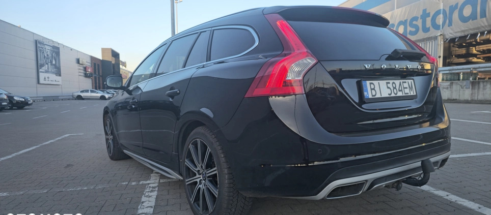 Volvo V60 cena 50900 przebieg: 260000, rok produkcji 2013 z Białystok małe 497